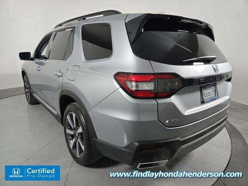 2024 Honda Pilot Touring 8-Passenger