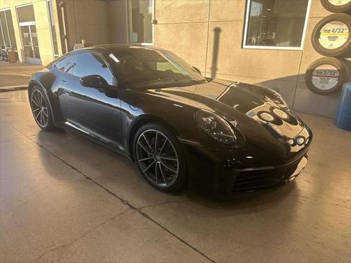 2020 Porsche 911 Carrera