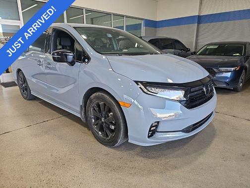 Sonic Gray Pearl 2024 Honda Odyssey Sport