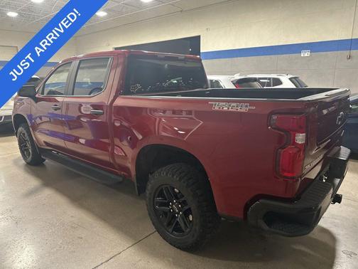 2022 Chevrolet Silverado 1500 Custom Trail Boss