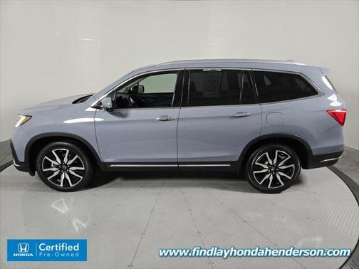 2022 Honda Pilot Touring 8-Passenger