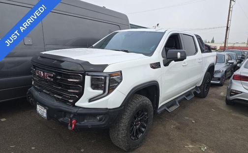 2023 GMC Sierra 1500 AT4X