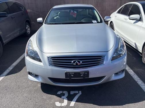 2015 INFINITI Q60 S