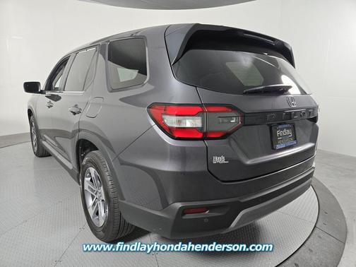 Modern Steel Metallic 2024 Honda Pilot EX-L 7 Passenger