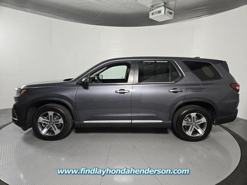 Modern Steel Metallic 2024 Honda Pilot EX-L 7 Passenger
