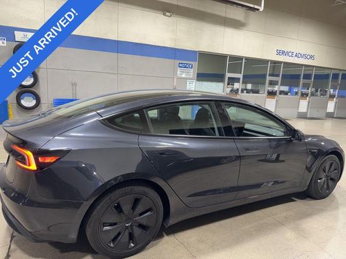 2025 Tesla Model 3 Long Range