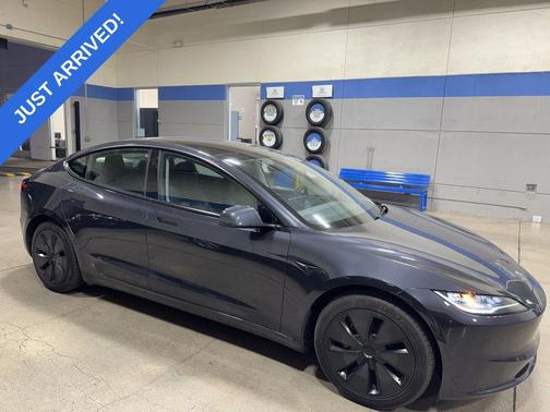 2025 Tesla Model 3 Long Range