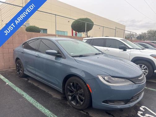 2015 Chrysler 200 S