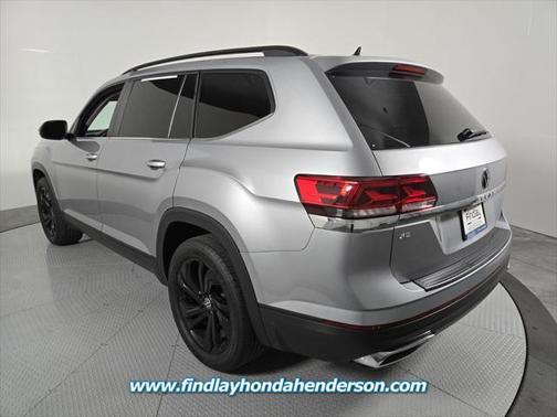 2022 Volkswagen Atlas 2.0T SE w/Technology