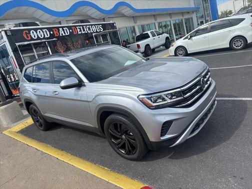 2022 Volkswagen Atlas 2.0T SE w/Technology