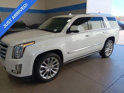 Crystal White Tricoat 2017 Cadillac Escalade Premium Luxury
