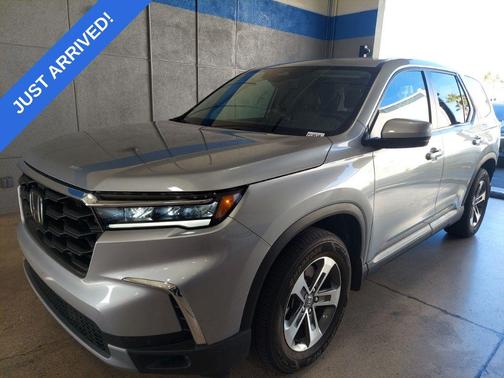 2023 Honda Pilot 2WD EX-L 8 Passenger