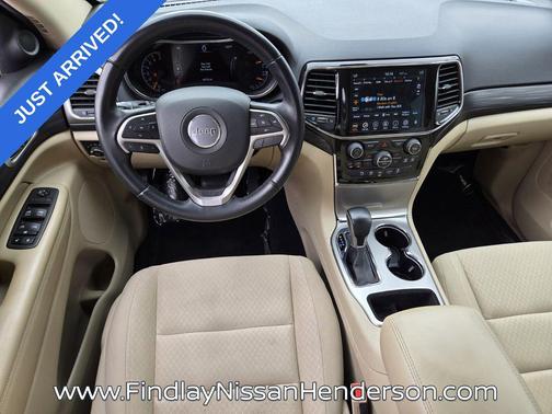 2022 Jeep Grand Cherokee Laredo