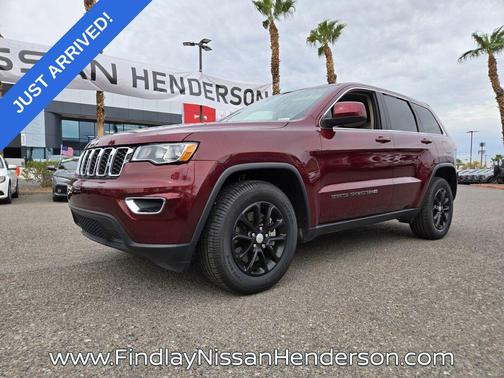 2022 Jeep Grand Cherokee Laredo