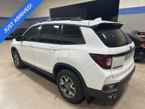 2023 Honda Passport AWD TrailSport