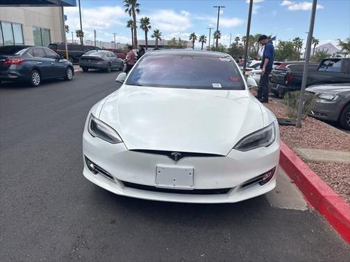 2017 Tesla Model S 90D