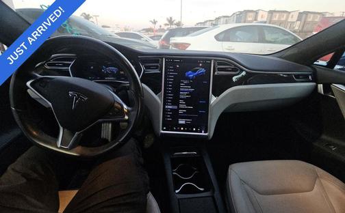 2016 Tesla Model S 90D