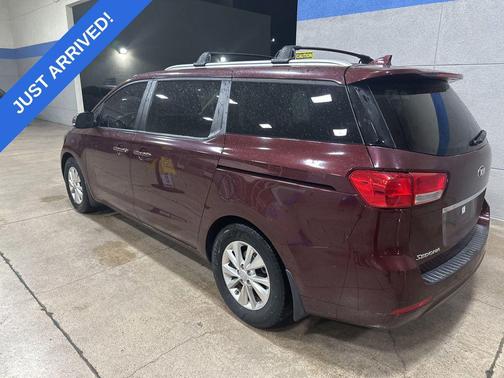 2017 Kia Sedona LX