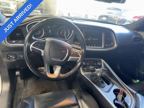 2015 Dodge Challenger SXT Plus