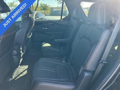 Crystal Black Pearl 2025 Honda Pilot TrailSport
