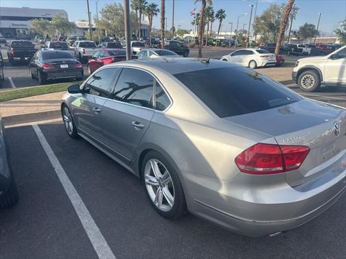 2013 Volkswagen Passat 2.0 TDI SEL Premium