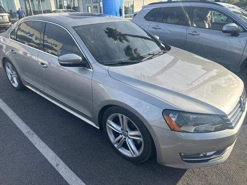 2013 Volkswagen Passat 2.0 TDI SEL Premium