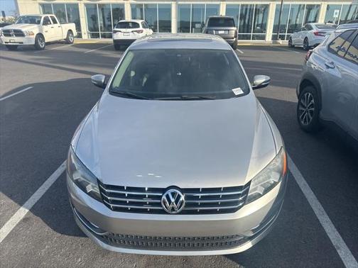 2013 Volkswagen Passat 2.0 TDI SEL Premium