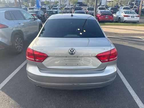 2013 Volkswagen Passat 2.0 TDI SEL Premium