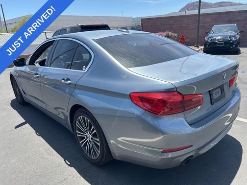 Bluestone Metallic 2018 BMW 530 530i