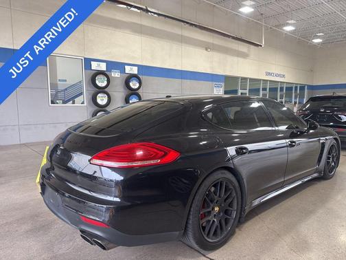 2014 Porsche Panamera Turbo Executive