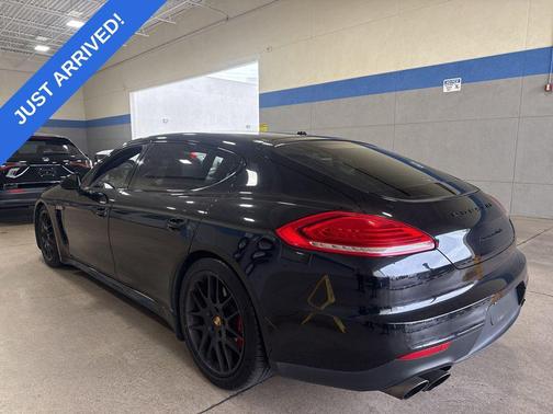 2014 Porsche Panamera Turbo Executive