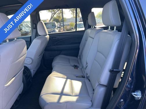 Obsidian Blue Pearl 2023 Honda Passport AWD EX-L