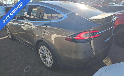 2016 Tesla Model X P90D