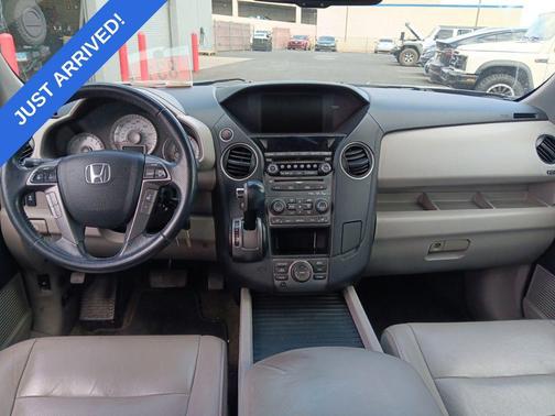 Modern Steel Metallic 2015 Honda Pilot Touring