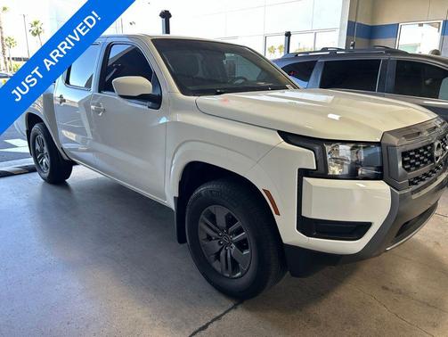 Glacier White 2025 Nissan Frontier SV