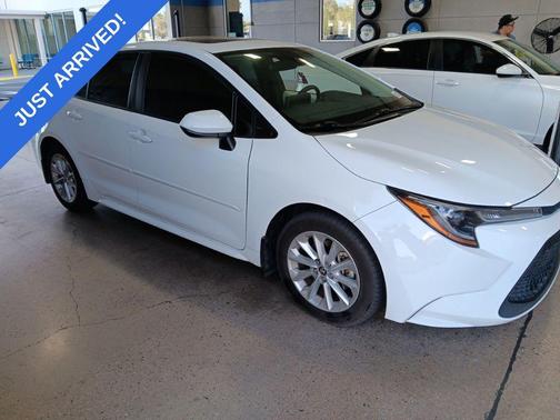 White 2022 Toyota Corolla LE