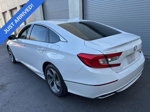 Platinum White Pearl 2018 Honda Accord EX-L