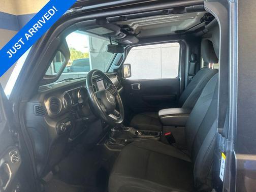 Granite Crystal Metallic Clearcoat 2020 Jeep Wrangler Sport S