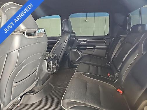 Granite Crystal Metallic Clearcoat 2020 RAM 1500 Laramie