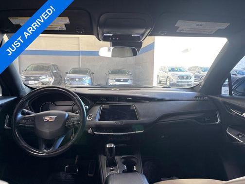 Atlantic Metallic 2019 Cadillac XT4 Sport