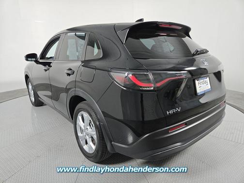 Crystal Black Pearl 2024 Honda HR-V LX
