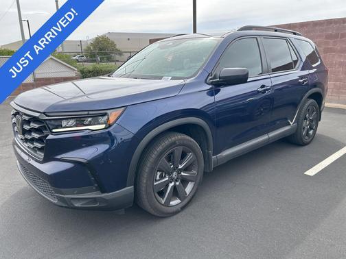 Obsidian Blue Pearl 2025 Honda Pilot Sport