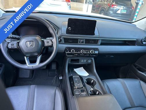 Platinum White Pearl 2025 Honda Pilot EX-L