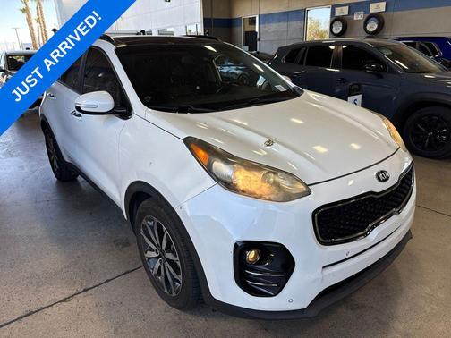 Snow White Pearl 2018 Kia Sportage EX
