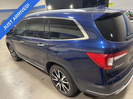 2019 Honda Pilot Touring 8-Passenger