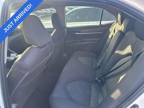 Wind Chill Pearl 2019 Toyota Camry L