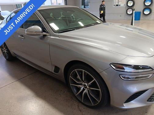 2024 Genesis G70 2.5T RWD