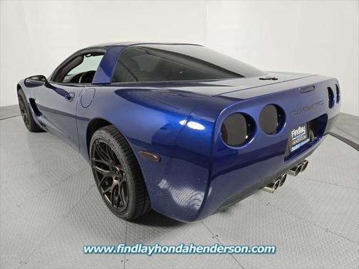 2004 Chevrolet Corvette Base