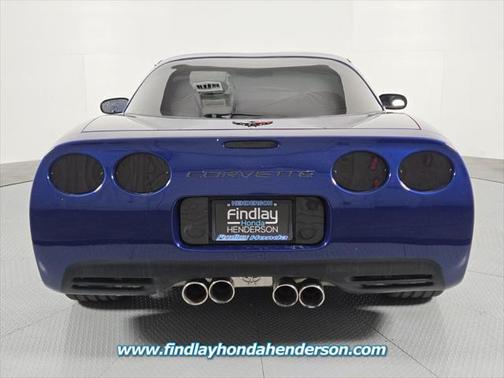 2004 Chevrolet Corvette Base