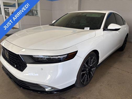 Platinum White Pearl 2025 Honda Accord Hybrid Touring